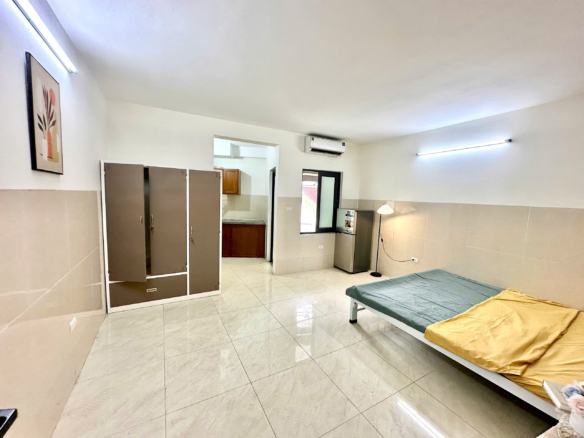 HR32 – 136 Cầu Diễn