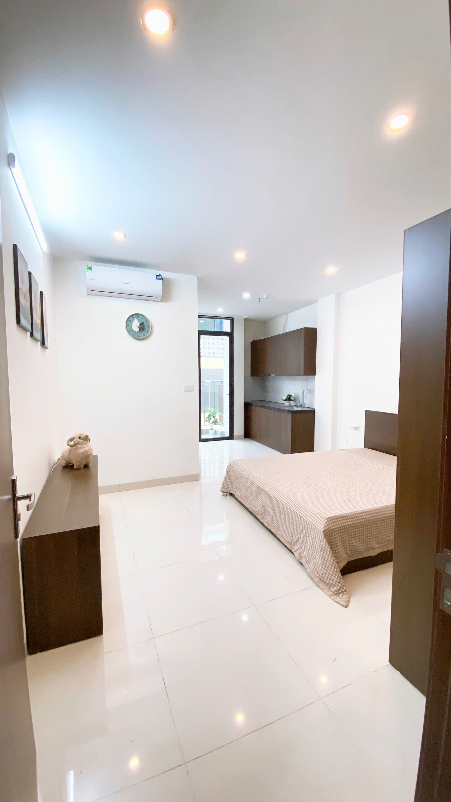 z7912089515863_98175625143a03a05f1e706c0ae394fa BTL0028 – 205 Phú Diễn
