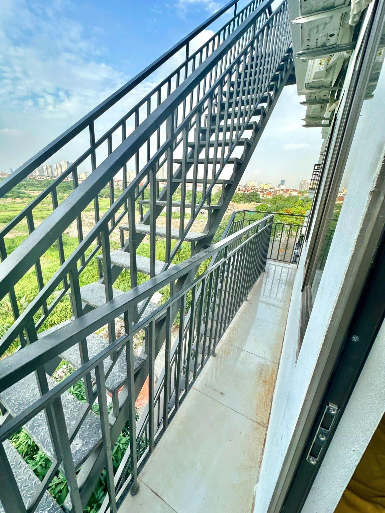 z7937533385970_d4170423a22f074aac061bdb690cbeb5 BTL0028 – 214. Phú Diễn