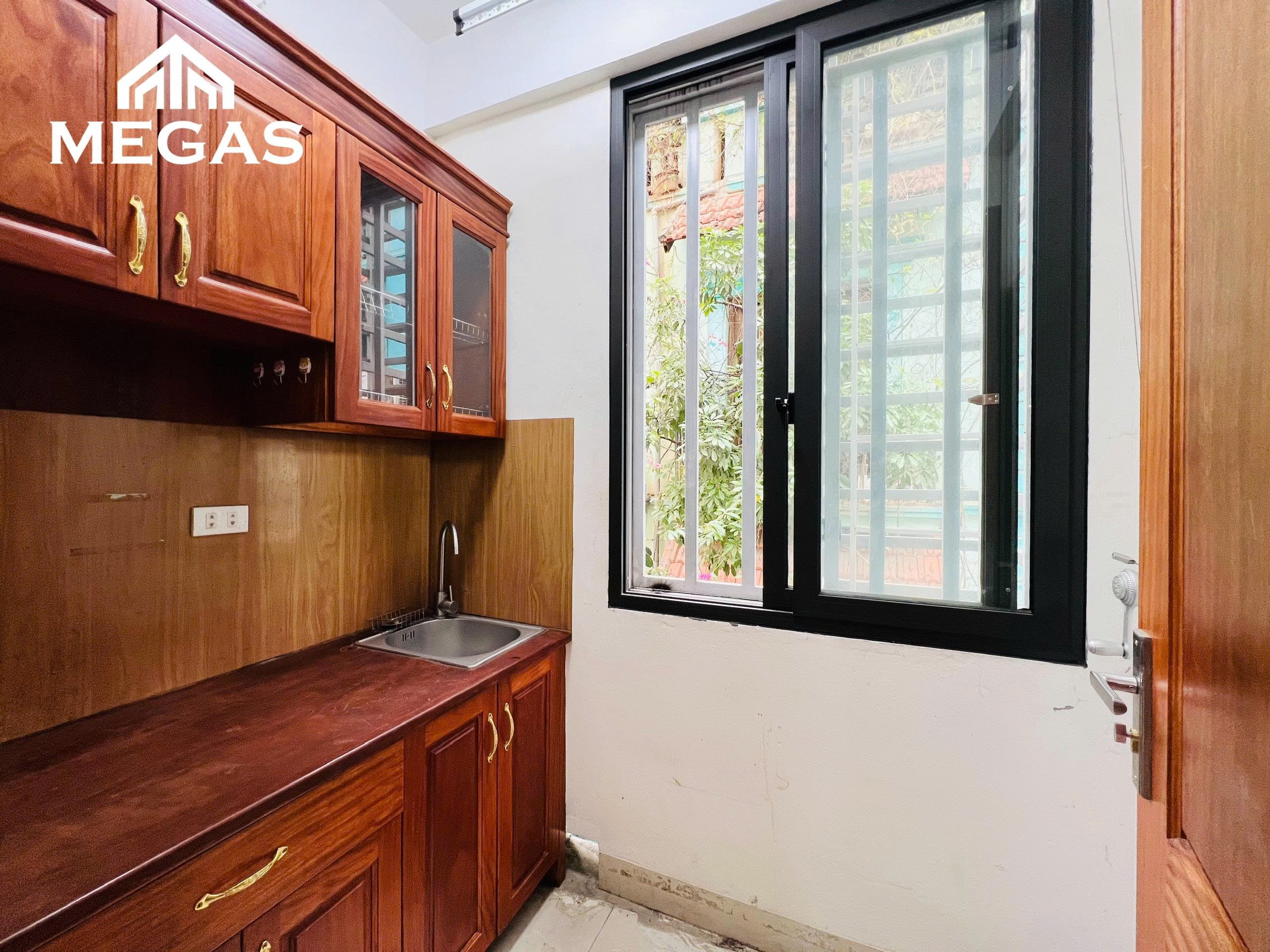 z7957714993316_8e7c41083b918c3ce561912170aa7a22 CG0022 – 381. Nguyễn Khang