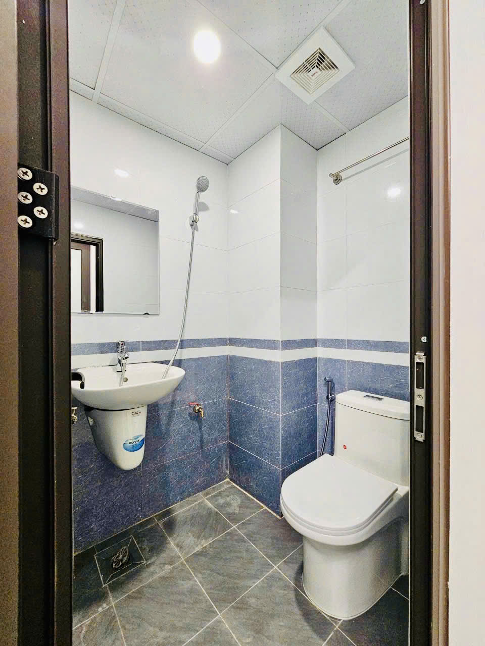 z7962858509296_4c90c104fd21e8d3421548a3c24cb4ad NTL0079 – 40. Ngọc Trục