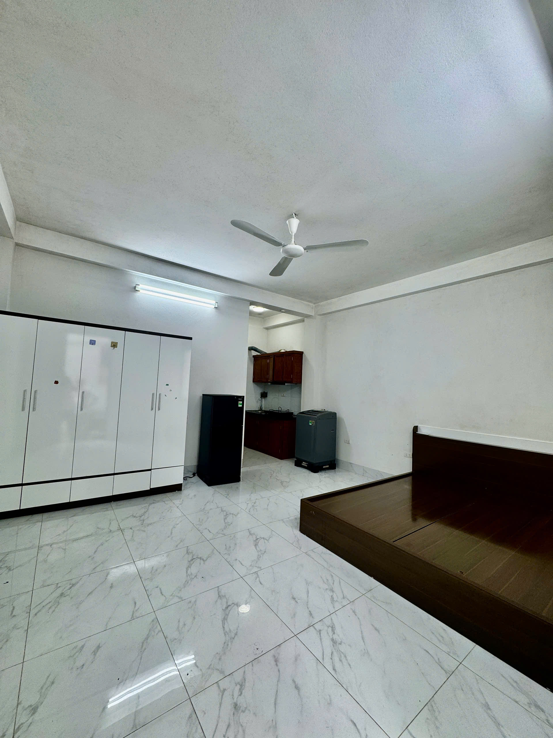 z7964740873732_d8b8055bb1f2171ef8f9eb7528e9aaf5 HR34 – 255. Cầu Giấy