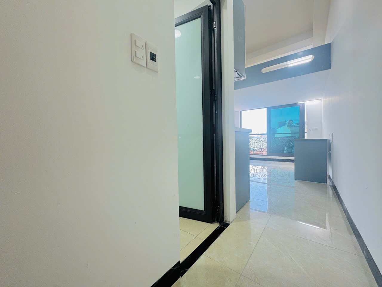 z7968460152899_5d5c9335bdb97d3b576b341988e7f7f3 HR44 – 47. Nguyễn Đức Cảnh