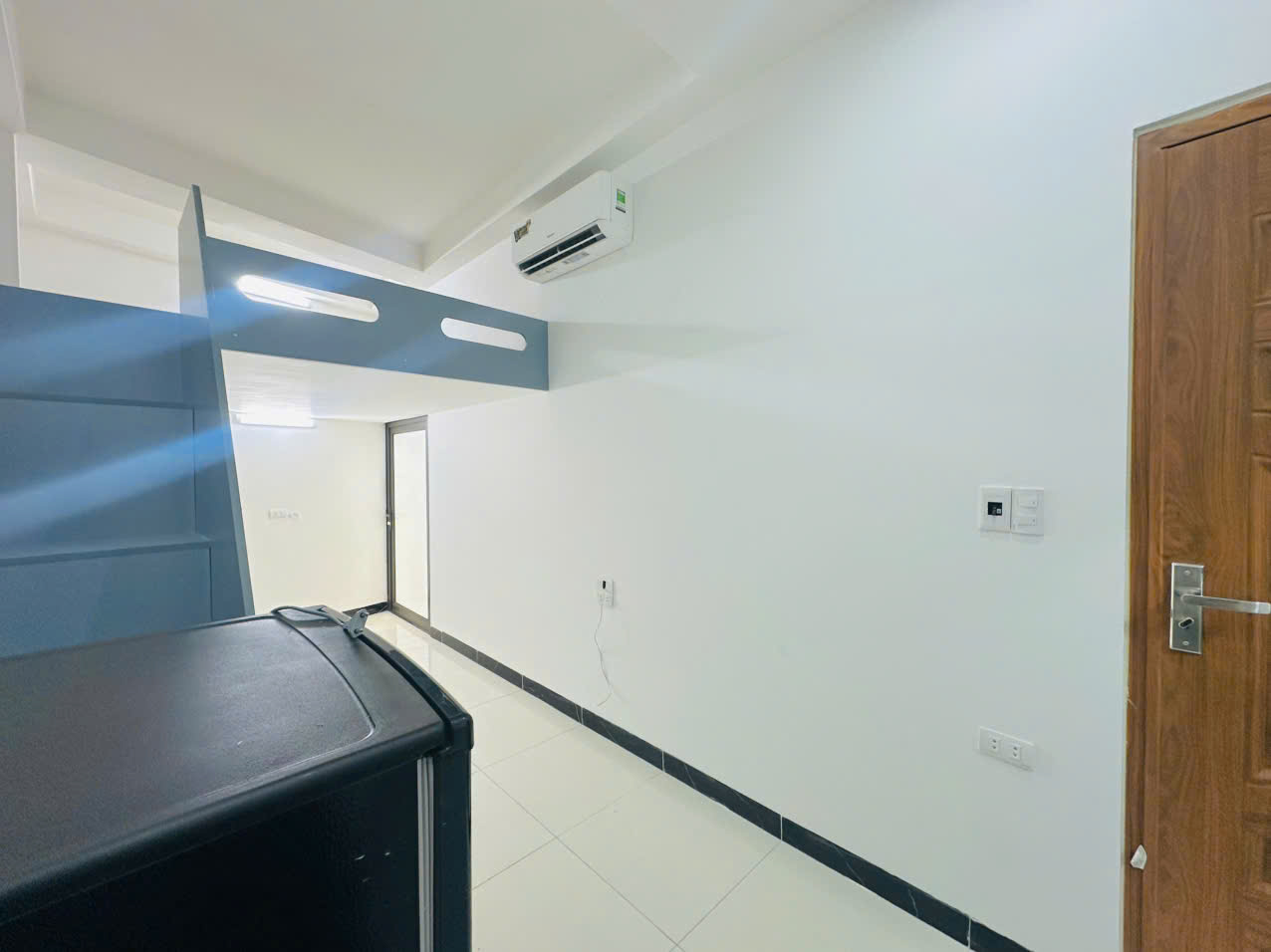z7968461315639_12c3ed4d0a2904069fcd4b5eb1e076e9 HR44 – 47. Nguyễn Đức Cảnh
